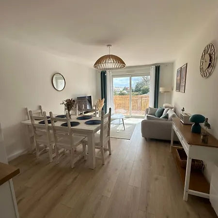 La Garenne, Pres Des Commerces Apartment