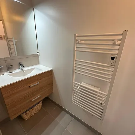 La Garenne, Pres Des Commerces Apartment *