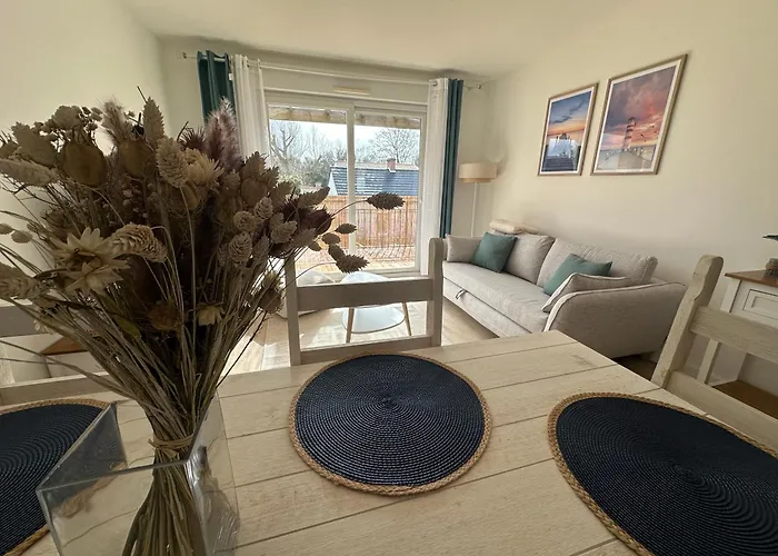 Apartmán La Garenne, Pres Des Commerces