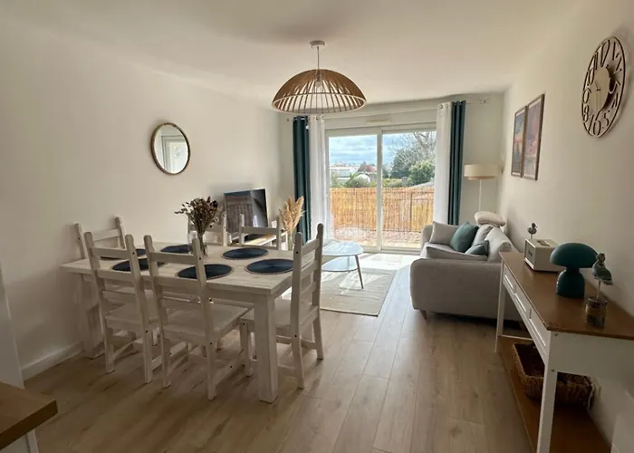 La Garenne, Pres Des Commerces Apartmán