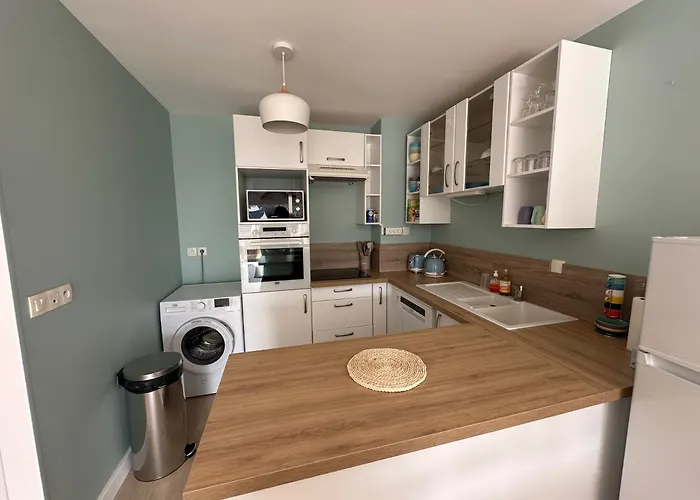 Apartmán La Garenne, Pres Des Commerces *