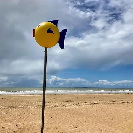 La Garenne, Pres Des Commerces * סן ז'אן דה מון