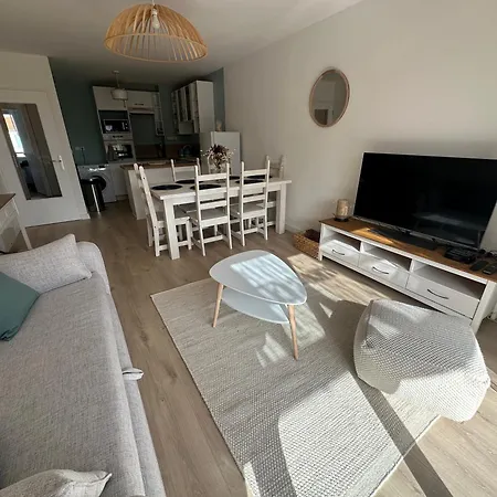 La Garenne, Pres Des Commerces סן ז'אן דה מון