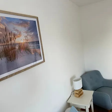 Appartement La Garenne, Pres Des Commerces *