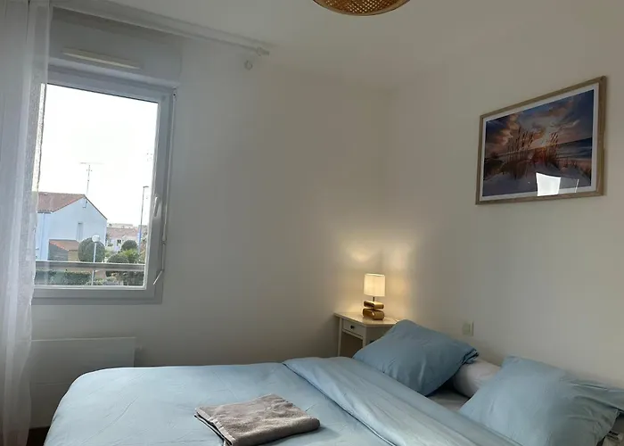 La Garenne, Près Des Commerces